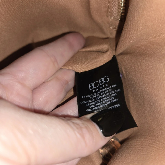 Sample handbag from BCBG Paris in blush pink, NWOT - Picture 7 of 15
